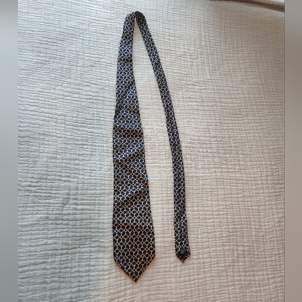 Paolo Gucci Elegant Black and White Patterned Men's Tie